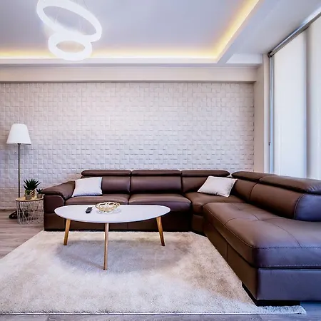 شقة Penthouse Chic By Landev