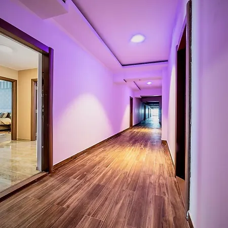 Penthouse Chic By Landev