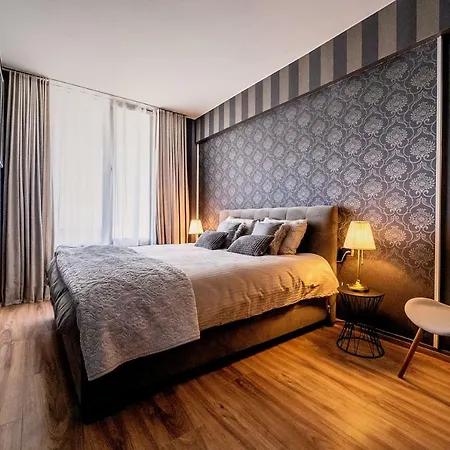 شقة Penthouse Chic By Landev