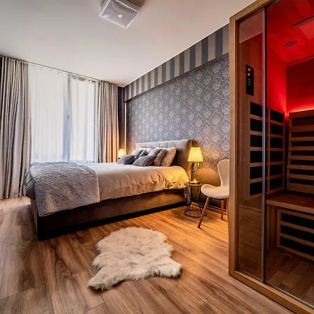 Penthouse Chic By Landev * Braşov