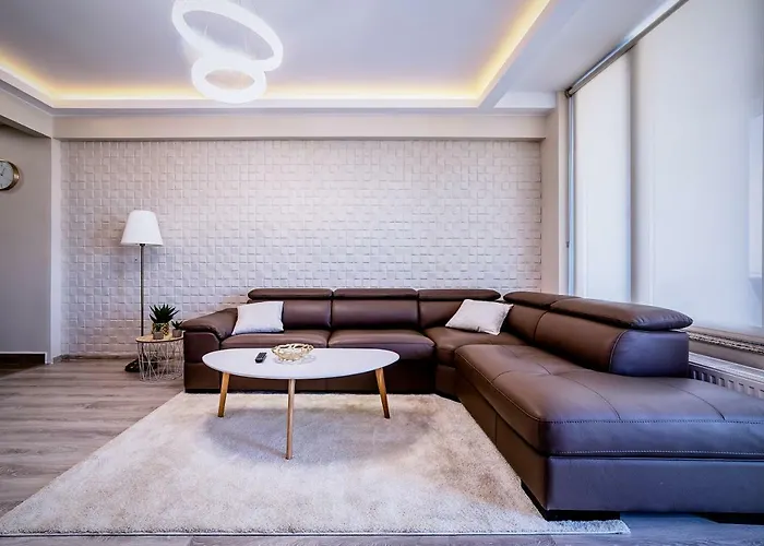 公寓 Penthouse Chic By Landev