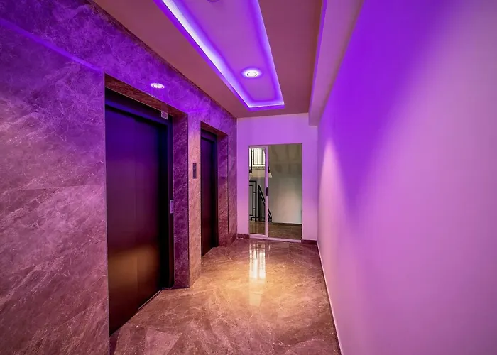 Penthouse Chic By Landev Appartement